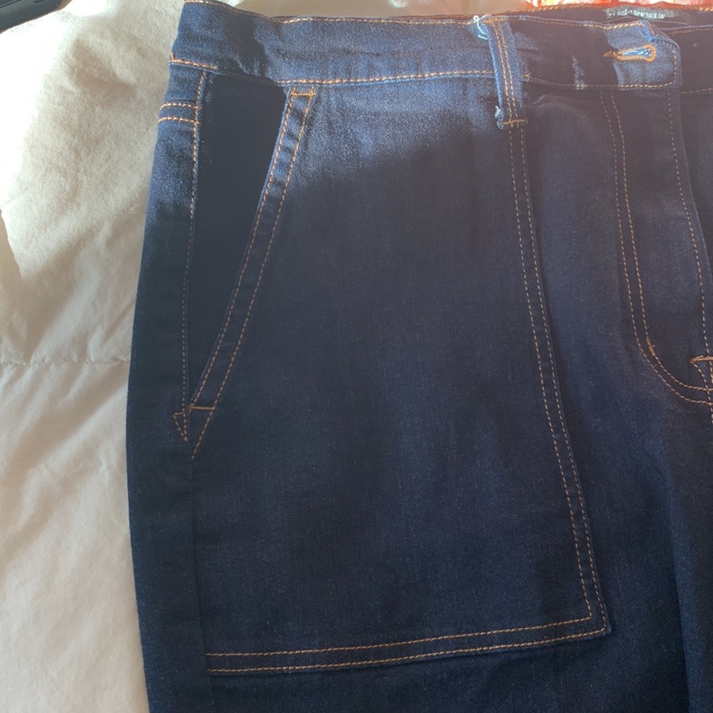j.peterman company jeans. Great stretch. Just worn once! - Picture 3 of 3